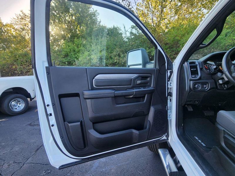 2023 RAM 2500 Tradesman Regular Cab 4x4 8