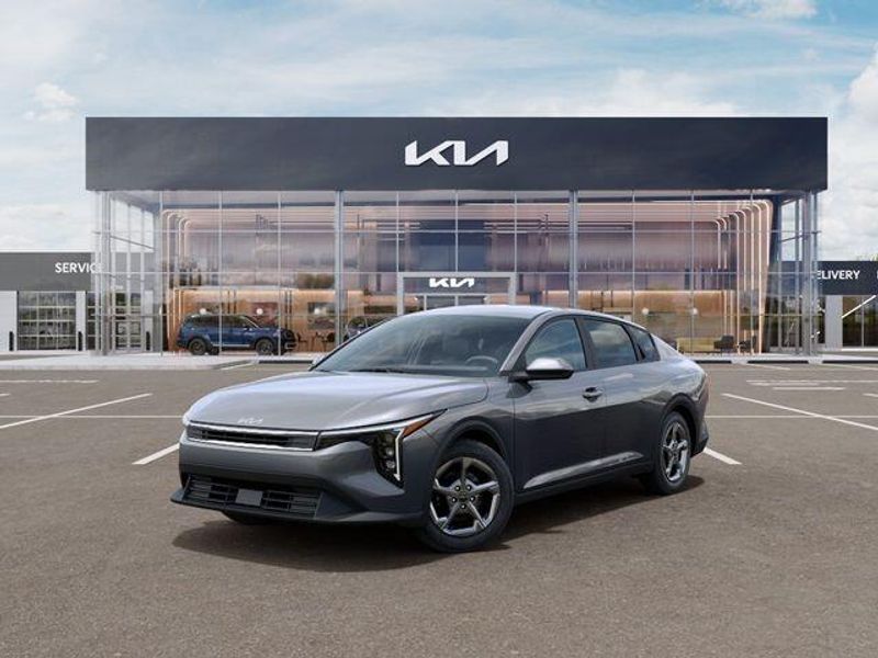 New 2026 Kia K4 LXSImage 1