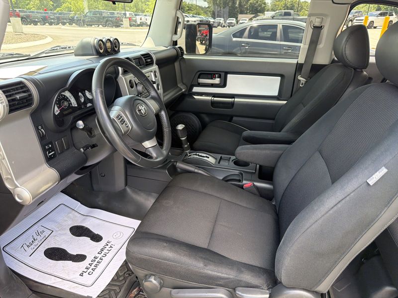 Used 2007 Toyota FJ Cruiser Image 39