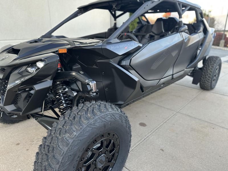 2025 Can-Am MAVERICK R MAX XRS SMART SHOXImage 8