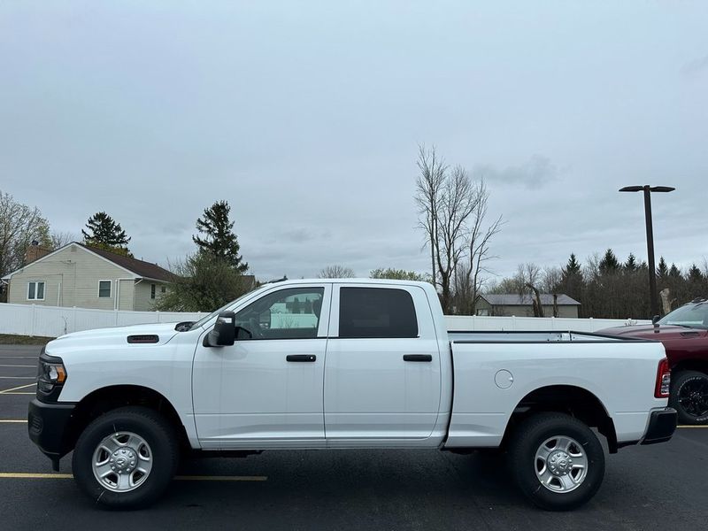 2024 RAM 2500 Tradesman Crew Cab 4x4 6