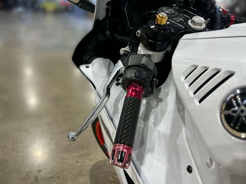 2023 Yamaha YZF-R7 Image 21