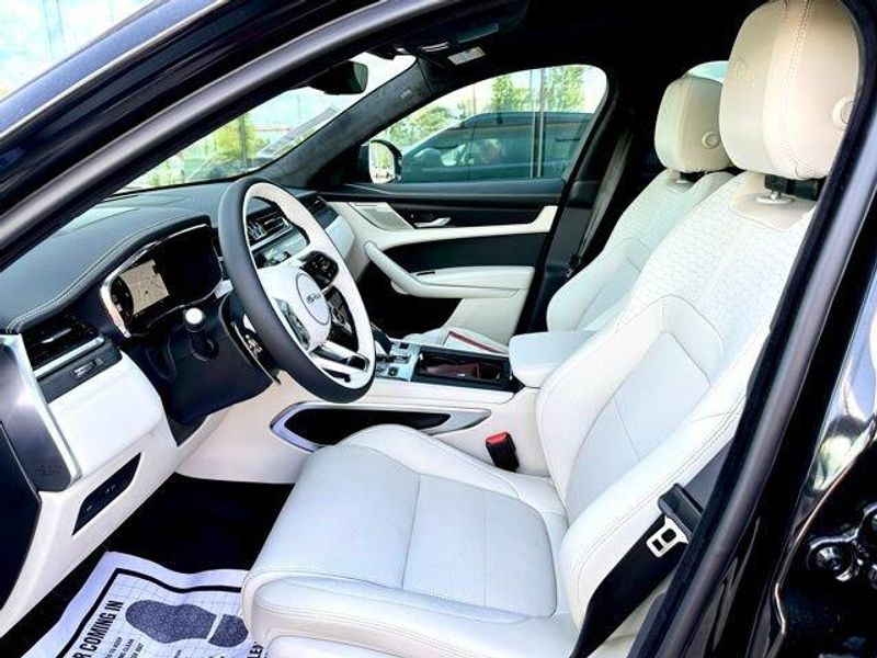 2026 Jaguar F-PACE R-Dynamic S