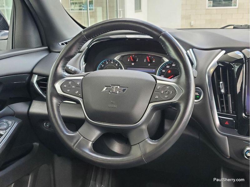 Used 2022 Chevrolet Traverse RS