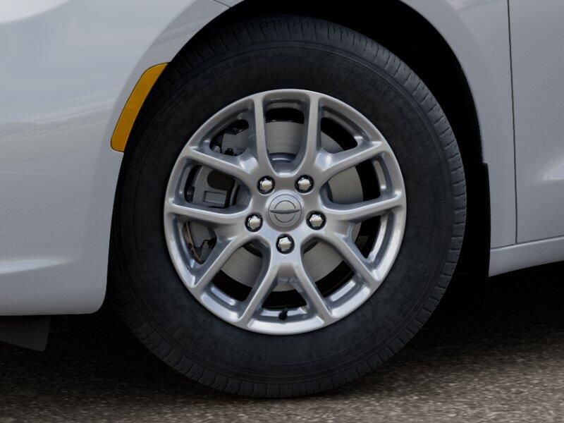 New 2026 Chrysler Pacifica SelectImage 28