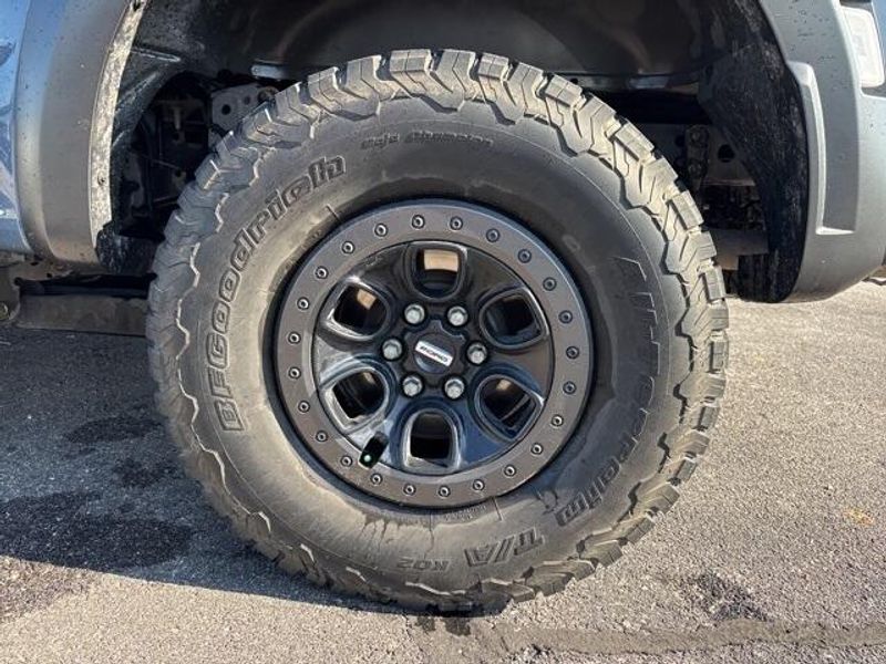 2023 Ford F-150 Raptor photo 9