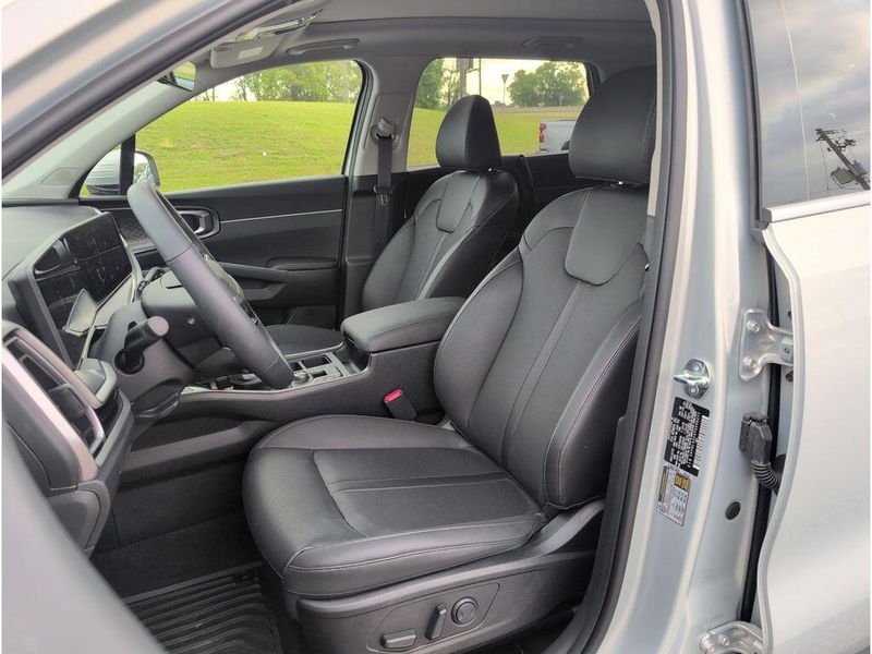 Used 2026 Kia Sorento SImage 10