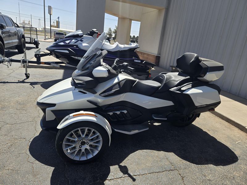 NEW 2026 CAN-AM SPYDER RT SEATOSKY Image 5
