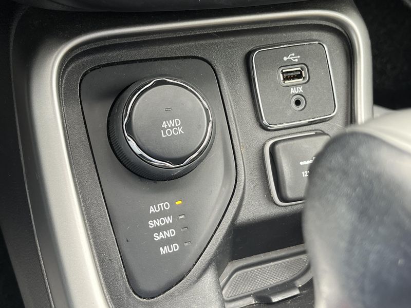 2018 Jeep Compass Image 21
