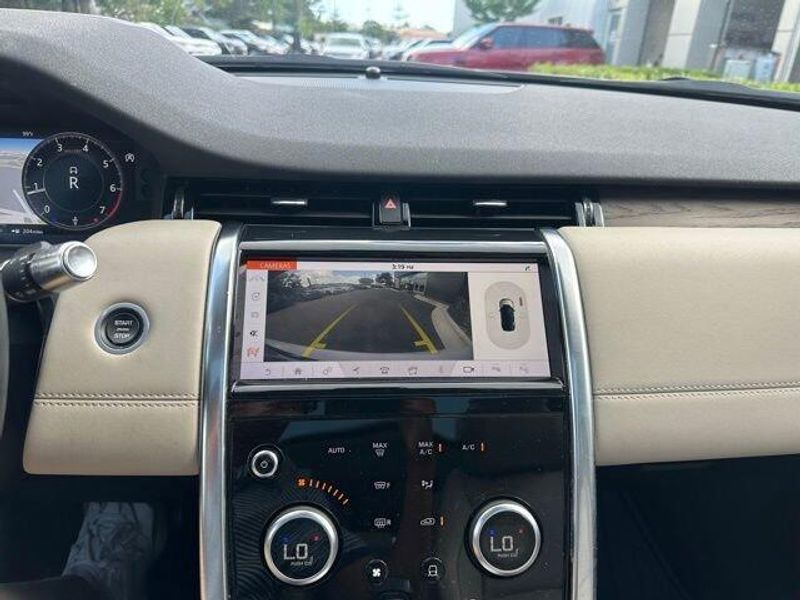 2020 Land Rover Discovery Sport SE
