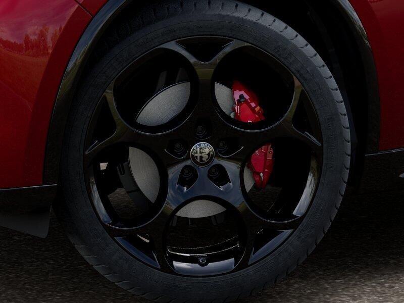 New 2026 Alfa Romeo Stelvio AwdImage 4