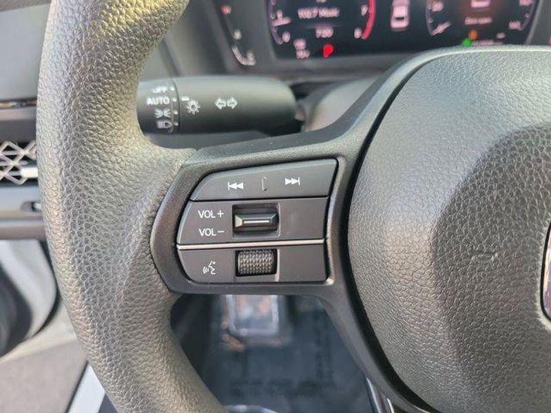 Used 2024 Honda Accord Sedan EX CVT