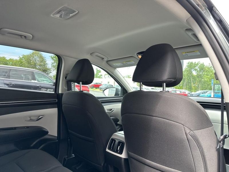Used 2023 Hyundai Tucson SELImage 19