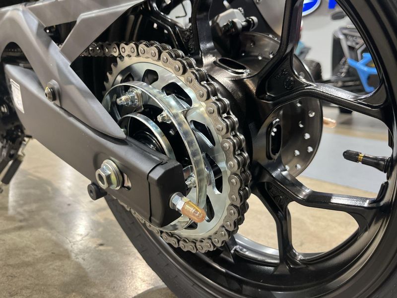 New 2026 Yamaha YZF-R3 ABS CA 70TH ANNIVERSARY EDITION Image 22