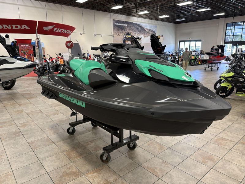 New 2026 Sea-Doo GTI SE 170 Image 10