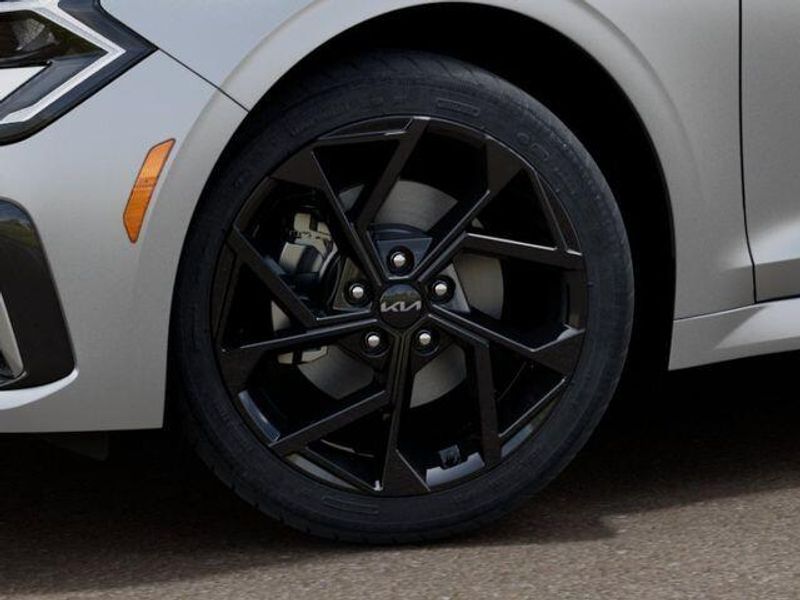 New 2026 Kia K5 GT-LineImage 10