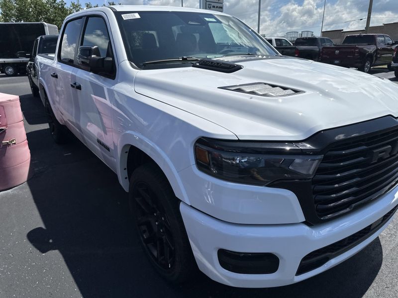 New 2025 RAM 1500 Laramie Crew Cab 4x4 5