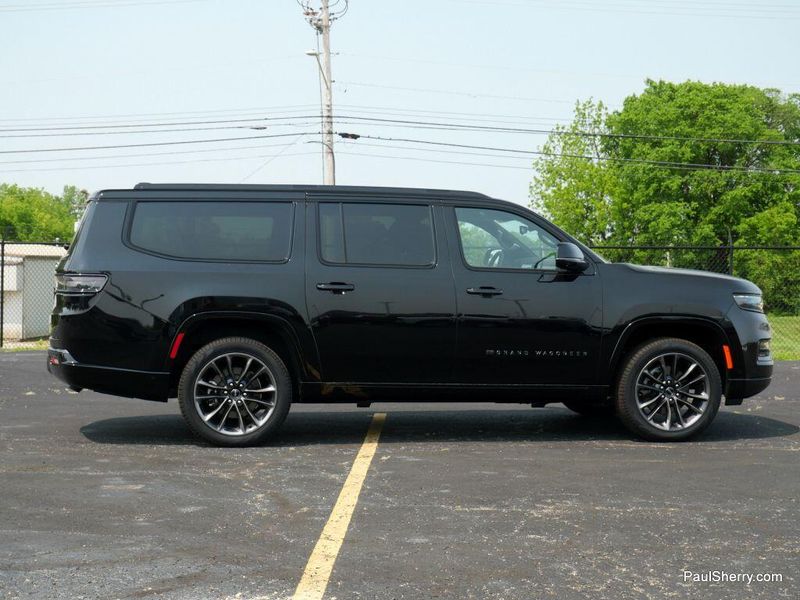 2024 Jeep Grand Grand Wagoneer Wagoneer L Obsidian 4x4Image 13