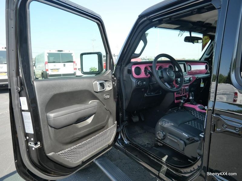2023 Jeep Wrangler 4-door Sport Altitude 4x4Image 20