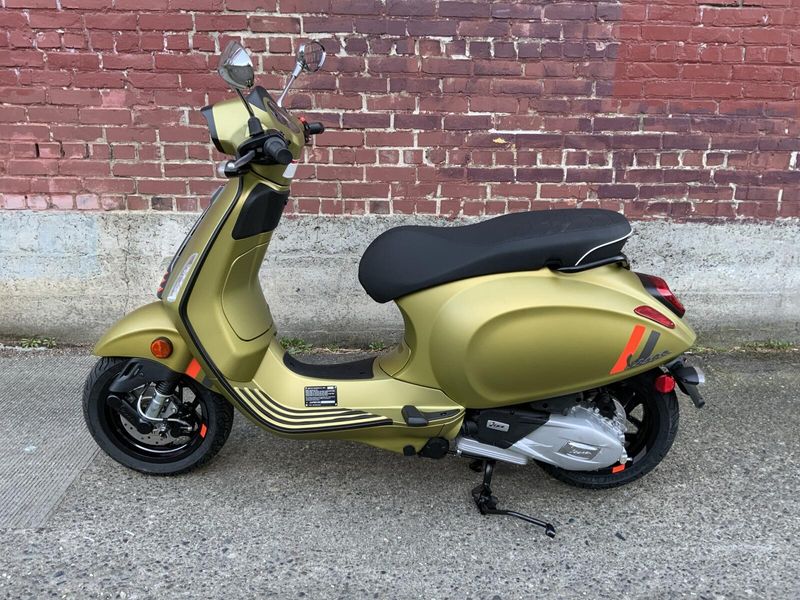 New 2024 Vespa SPRINT 150 SPORT 