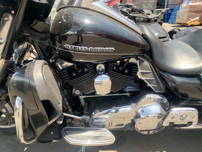 Used 2014 Harley-Davidson Electra Glide Ultra Limited Image 11