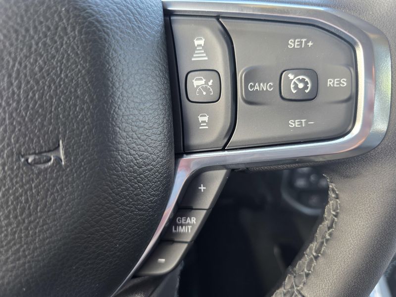 New 2025 RAM 1500 LaramieImage 21