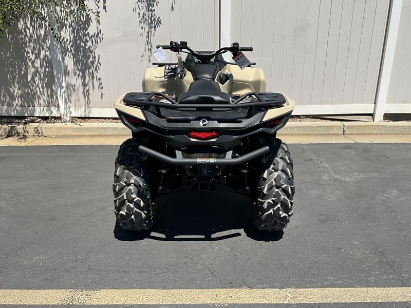 New 2026 Can-Am OUTLANDER PRO XU HD7 Image 6