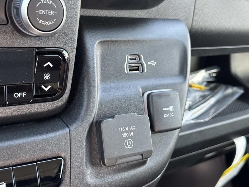 New 2026 RAM Promaster 2500 Slt Cargo Van High Roof 159' Wb