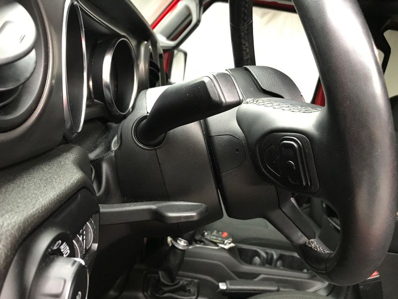 2022 Jeep Wrangler Unlimited WillysImage 6