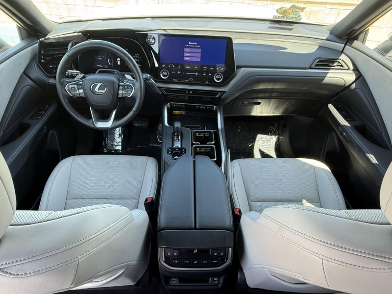 Used 2024 Lexus TX 350Image 29
