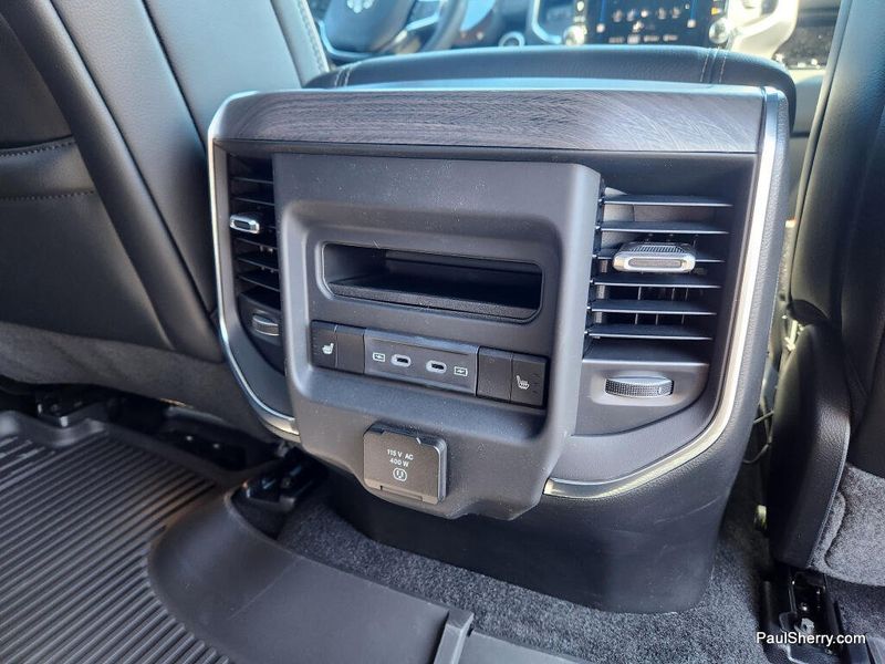 New 2026 RAM 1500 Laramie Crew Cab 4x4 5'7' Box