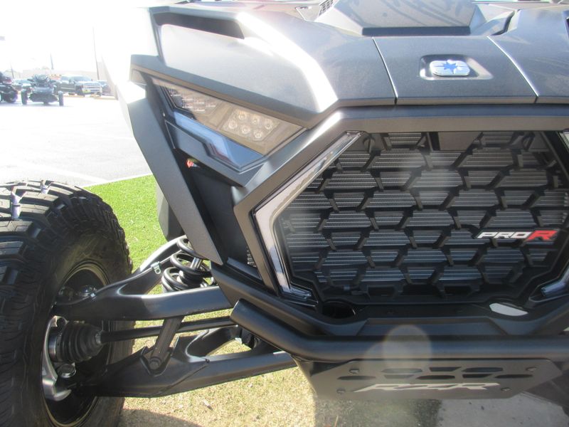 NEW 2026 POLARIS RZR PRO R 4 ULTIMATE DUNE EDITION Image 9
