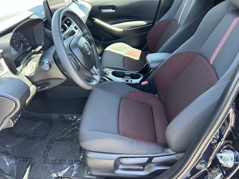 Used 2024 Toyota Corolla SEImage 16