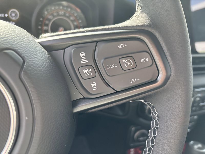 New 2026 Jeep Wrangler 4-door Rubicon XImage 20