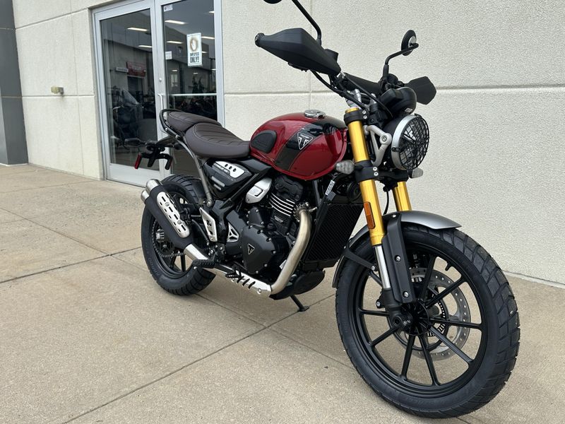 2025 Triumph SCRAMBLER 400 X Image 1