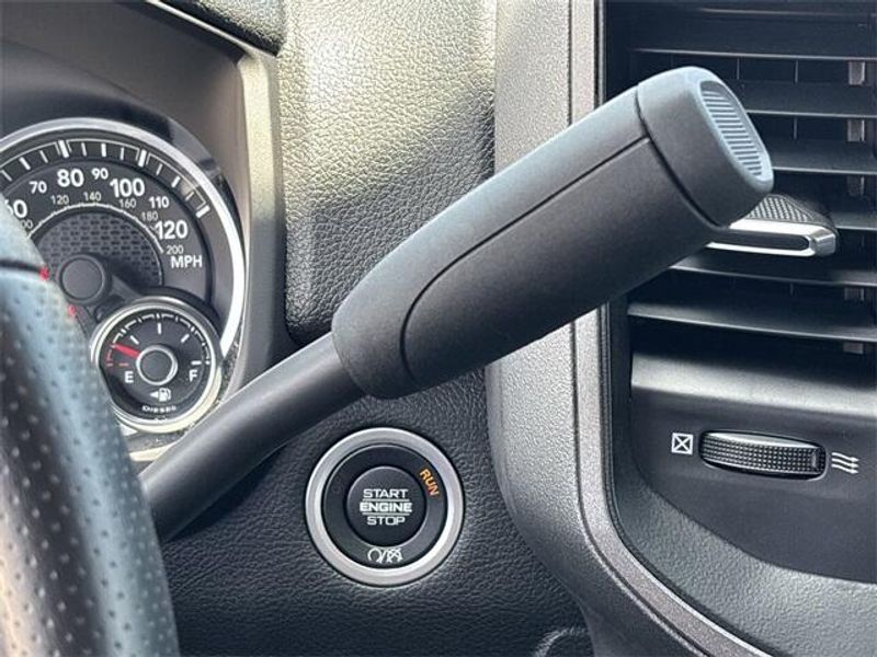 2023 RAM 2500 TradesmanImage 29