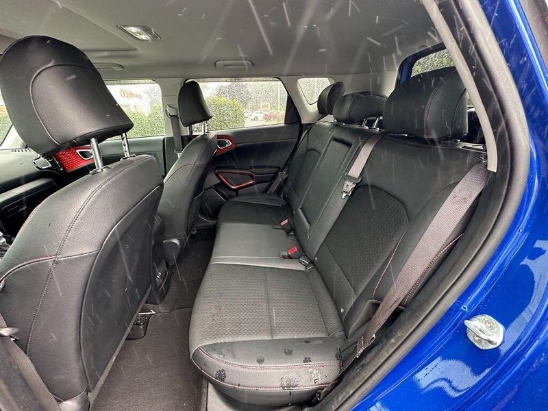2023 Kia Soul GT-Line photo 17