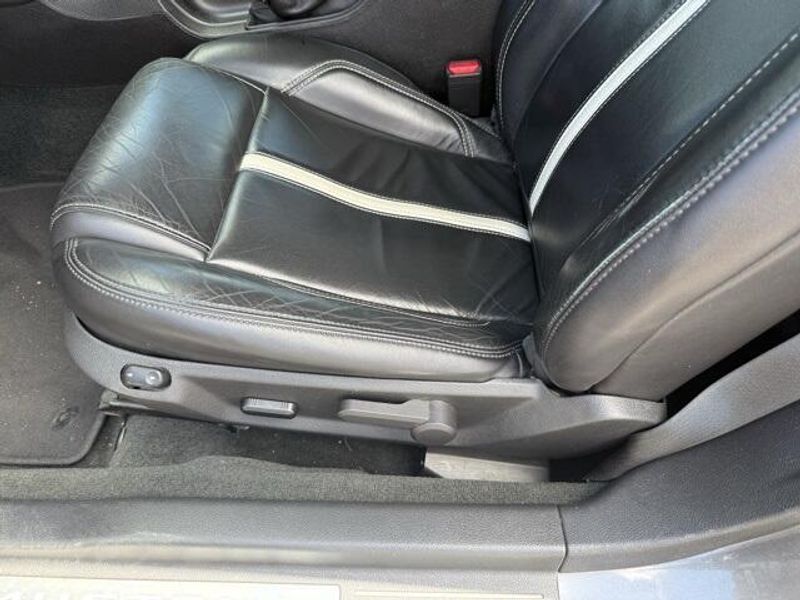 2014 Ford Mustang GT Premium photo 11