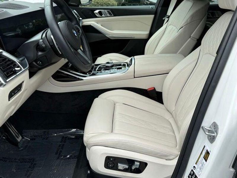 Used 2026 BMW X7 xDrive40iImage 20