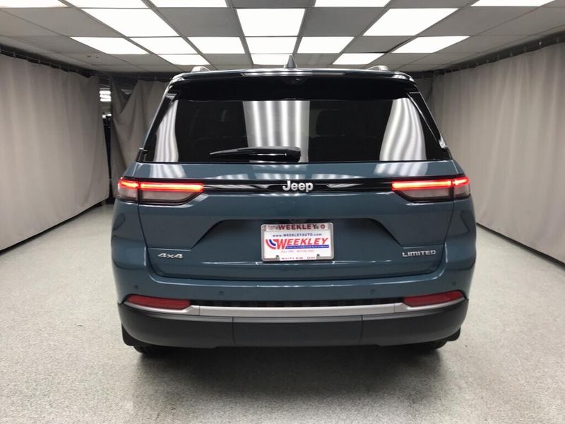 New 2026 Jeep Grand Cherokee Limited 4x4Image 11