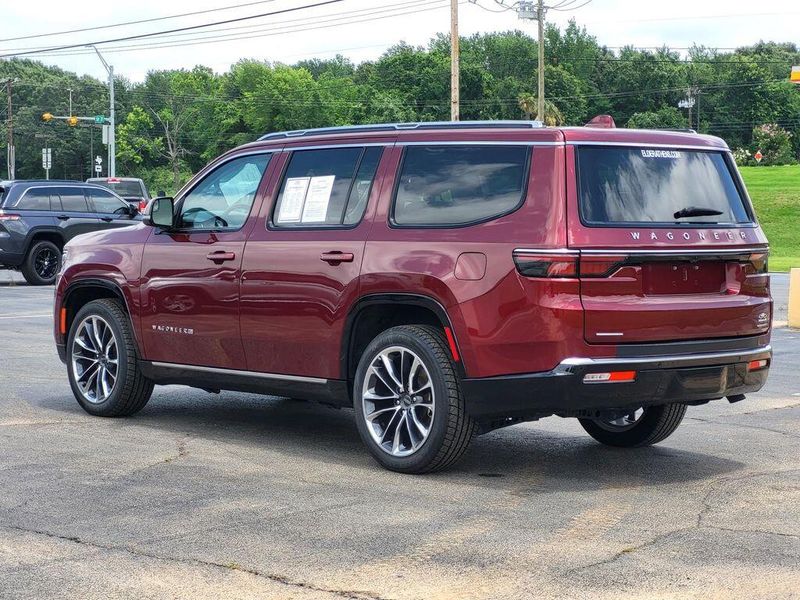 2022 Jeep Wagoneer Series IIIImage 4