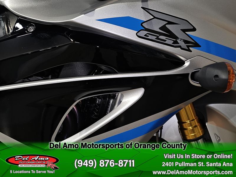 2025 Suzuki GSX-R1000R Image 20