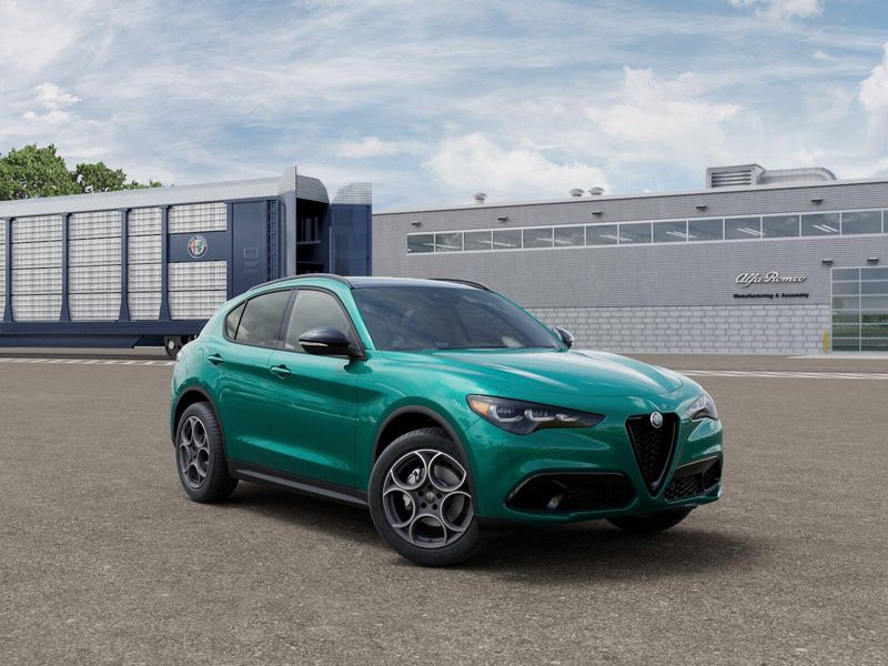 New 2026 Alfa Romeo Stelvio AwdImage 23