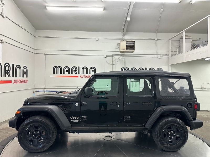 2021 Jeep Wrangler Unlimited SportImage 11