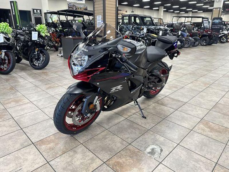 New 2026 Suzuki GSX-R600 Image 13