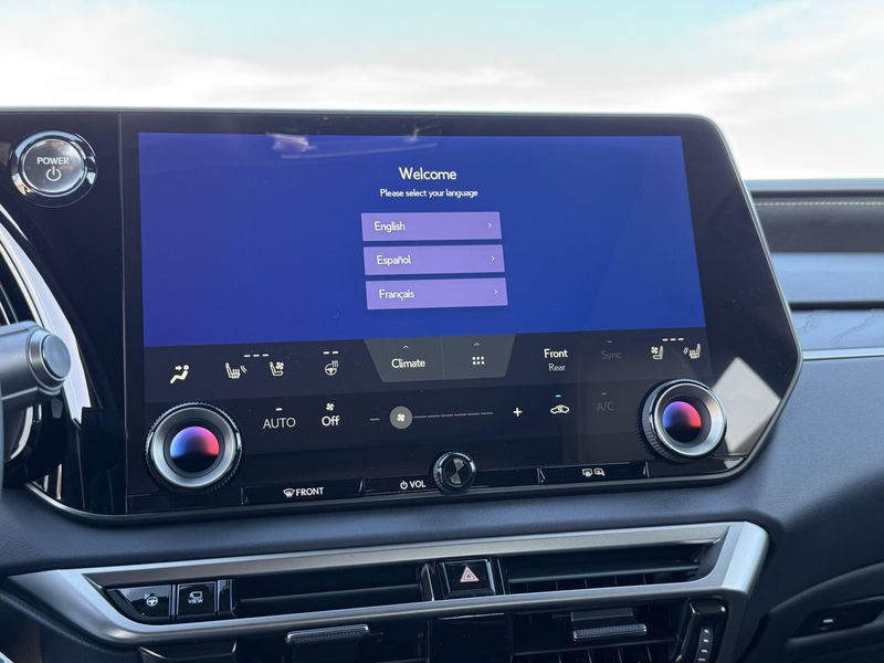 New 2026 Lexus RX 450h+ LuxuryImage 24