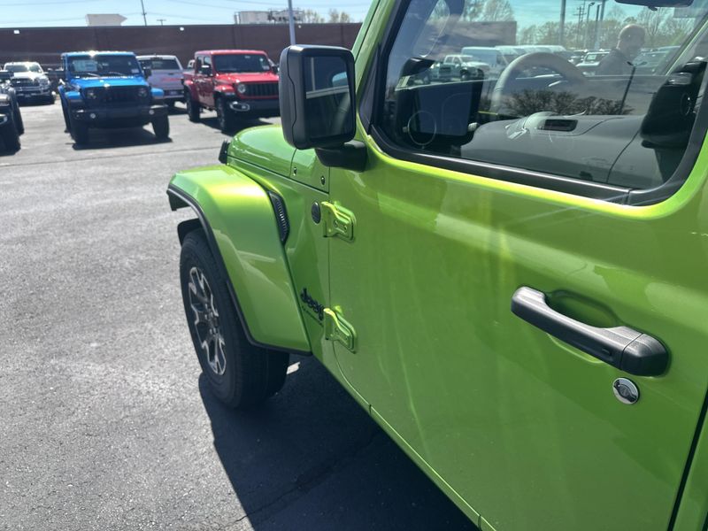 2025 Jeep Gladiator Sport S 4x4Image 13