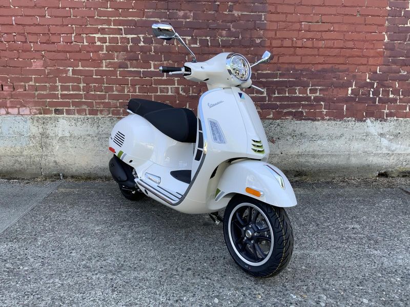 2025 Vespa GTS SUPERTECH 310 