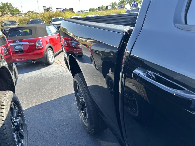 New 2025 RAM 2500 Laramie Crew Cab 4x4 6