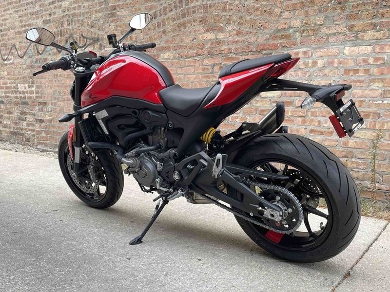 2022 Ducati Monster + Red  Image 4